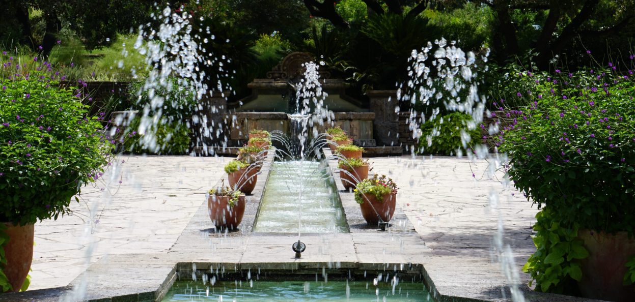 Outdoor Water Features Service